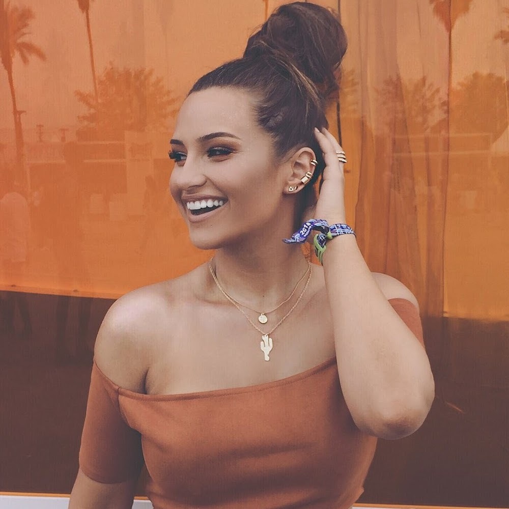 Meet your Posher, Neda